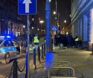 Obywatel Rosji driftował po Placu Zbawiciela