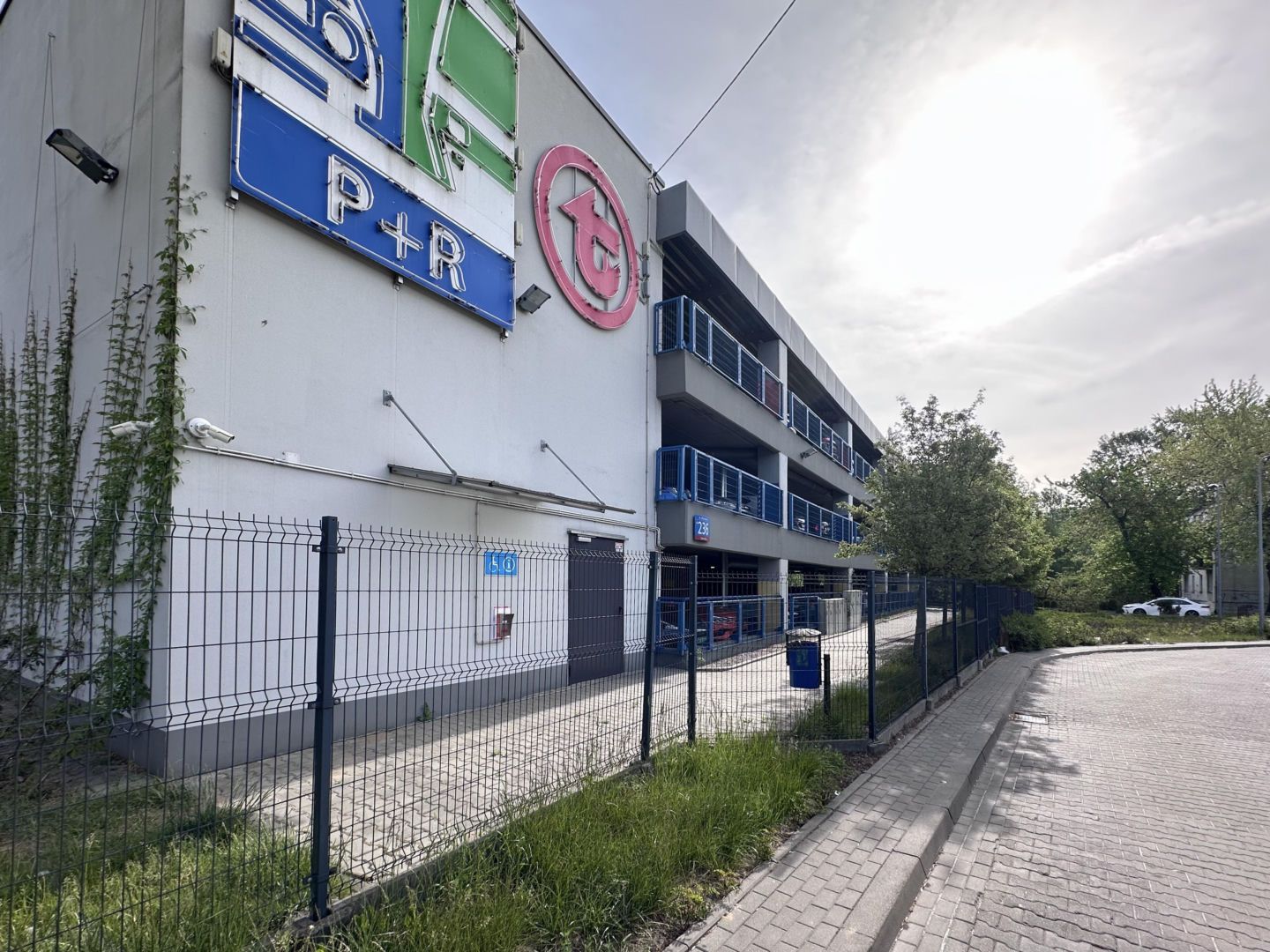 Zniknie kluczowe dojście z Dworca Południowego do stacji Metra Wilanowska