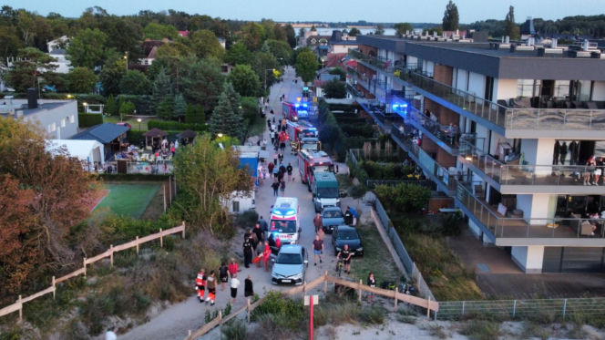 Bałtyk bywa bezlitosny! Na plaży w Dziwnowie topiło się siedem osób, jedna wymagała hospitalizacji