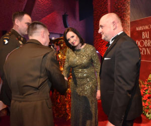 XIV Marszałkowski Bal Dobroczynny w CKK Jordanki. Zdjęcia ze środka. Efektowne kreacje VIP-ów
