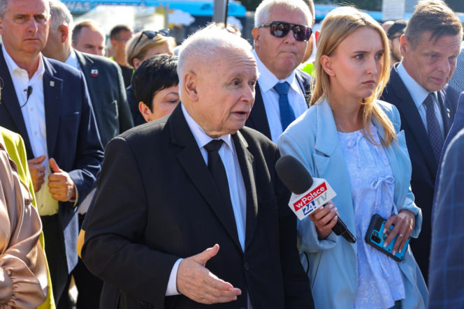 Jarosław Kaczyński na miesięcznicy smoleńskiej