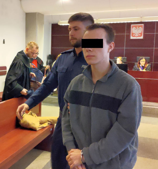 Mateusz rzucił monetą. Wypadł orzeł, więc udusił Wiktorię