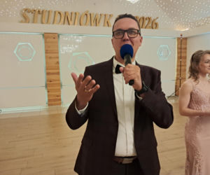 Studniówka 2026 maturzystów Zespołu Szkół Zawodowych nr 1 w Starachowicach