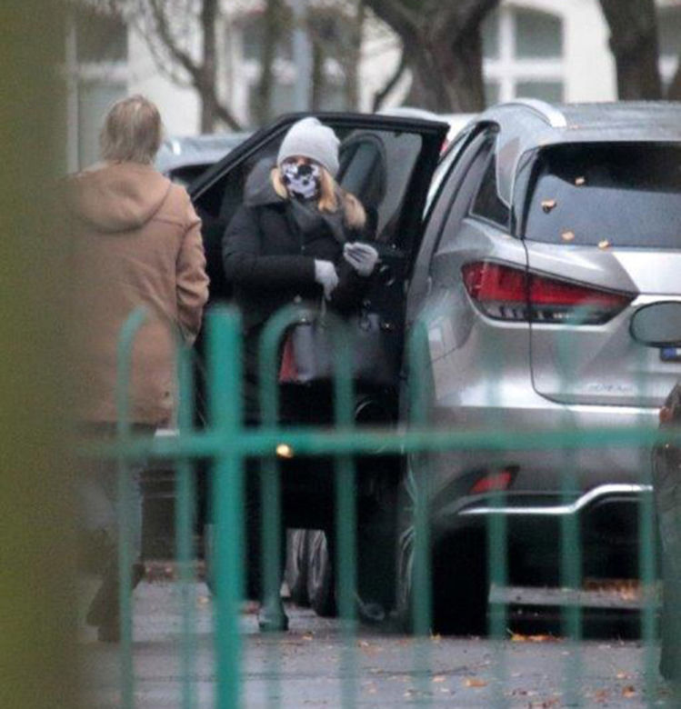 Tusk sprawił zonie auto za 300 tys