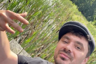 Trzymajcie się! Daniel Martyniuk długo złorzeczył na Instagramie, po czym wystąpi w telewizji! Przeszedł w tym celu przeszkolenie wojskowe