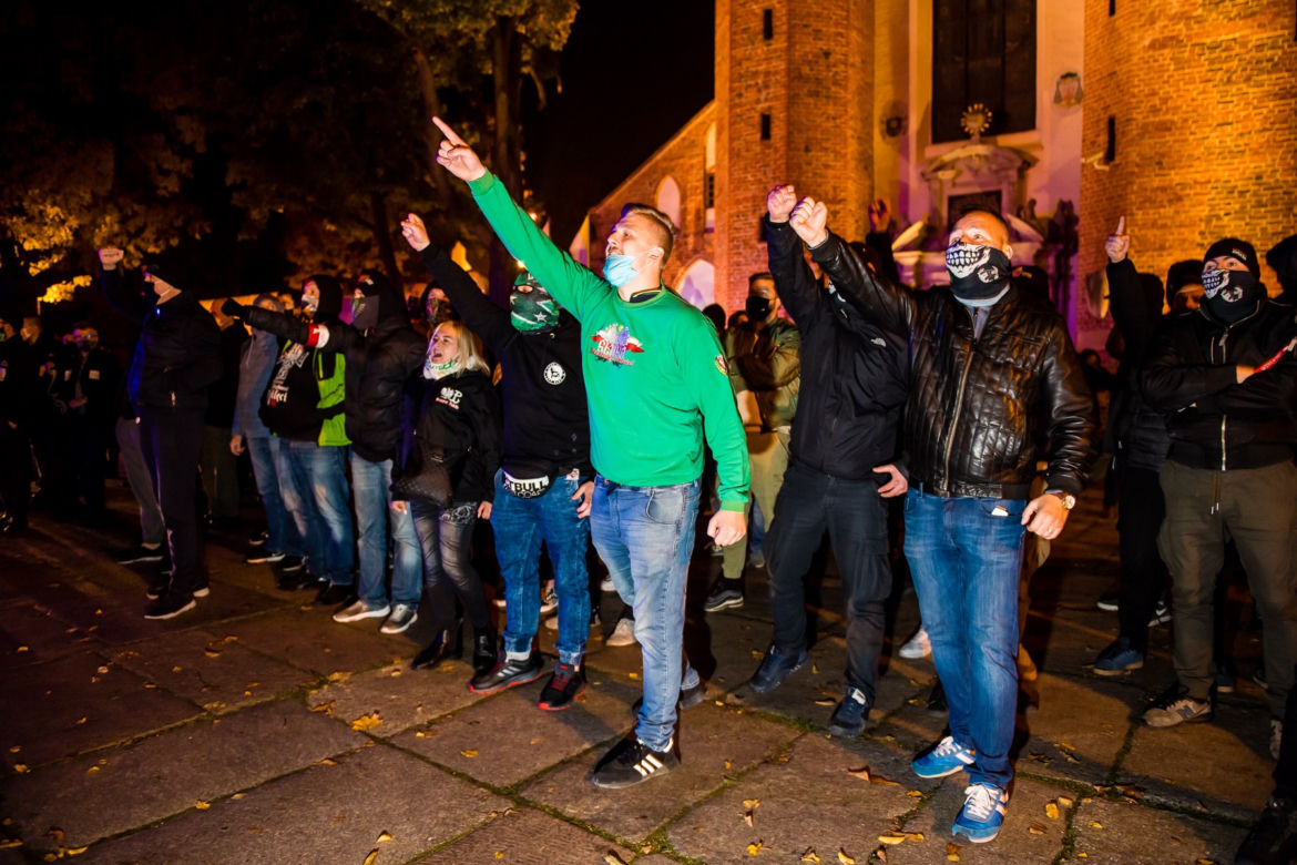 Gdańsk: Strajk kobiet przed Katedrą Oliwską