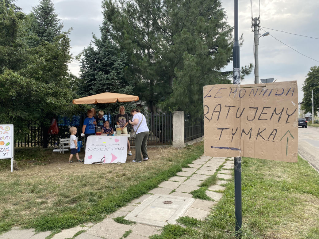 Sprzedają lemoniady, by wesprzeć zbiórkę chorego Tymka