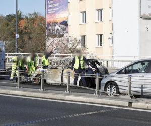 Zapłonęła osobówka obok Torwaru