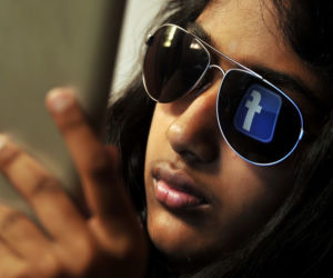 Facebook zrobi Cię na gwiazdę PORNO! O co chodzi?