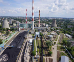 Chcieli zdobyć 160 metrowy komin, po 15 metrach opadli z sił