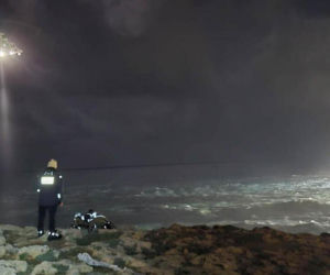 13-letnia Oliwia porwana przez falę. Rodzinny spacer zakończył się tragedią