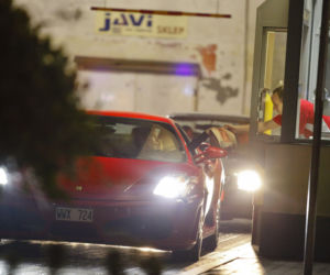 Liszowska objada się w ferrari