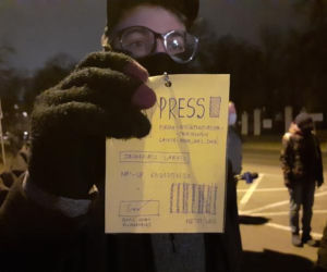 Strajk kobiet w Toruniu. Protest pod komendą policji. Tchórze, tchórze! 