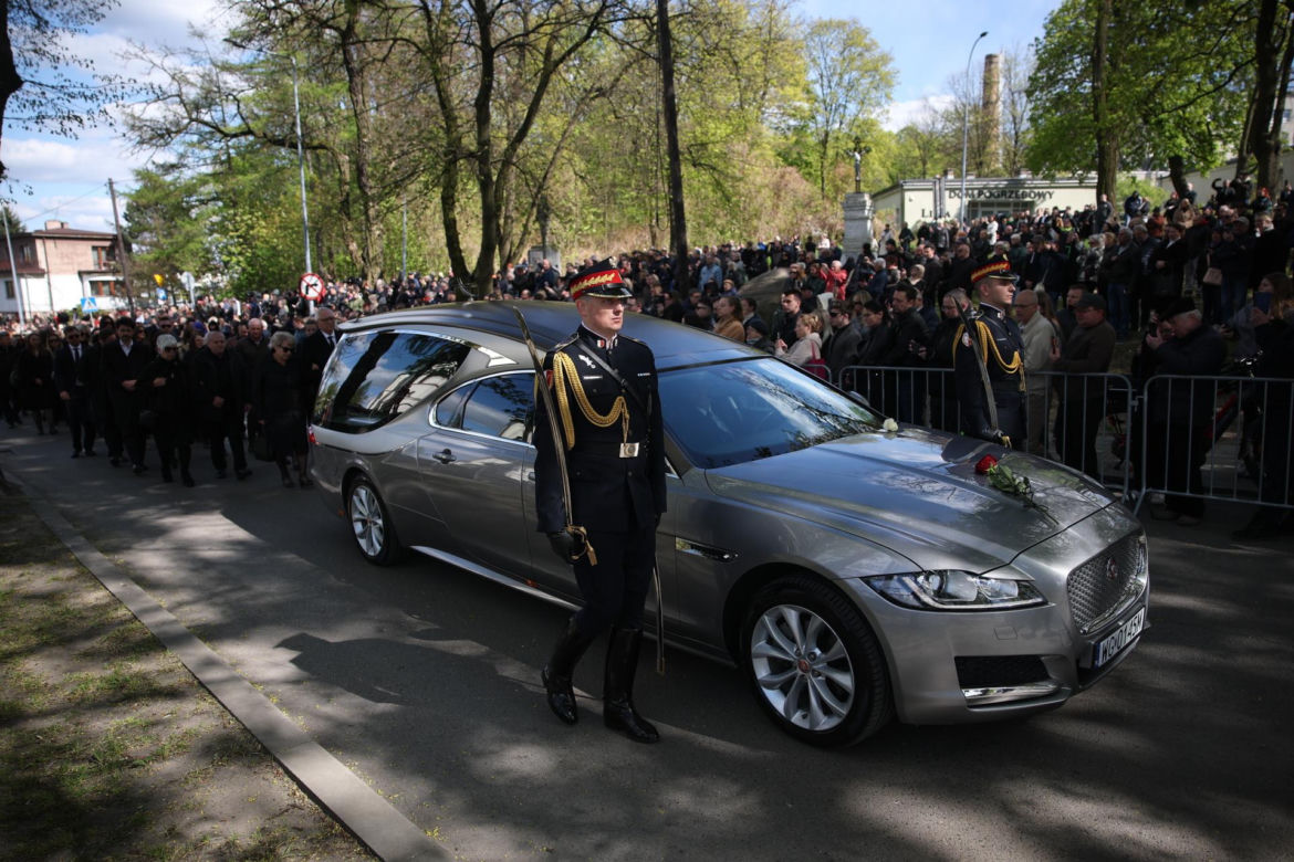 Ból, rozpacz, łzy. Poruszające sceny na pogrzebie Łukasza Litewki