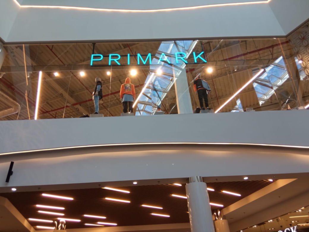 Primark we Wrocławiu oficjalnie otwarty! Kolejki do sklepu od samego rana [ZDJĘCIA]