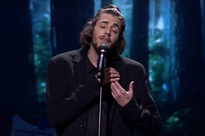 Eurowizja 2017: Portugalia wygrywa! Salvador Sobral z piosenką Amal Pelos