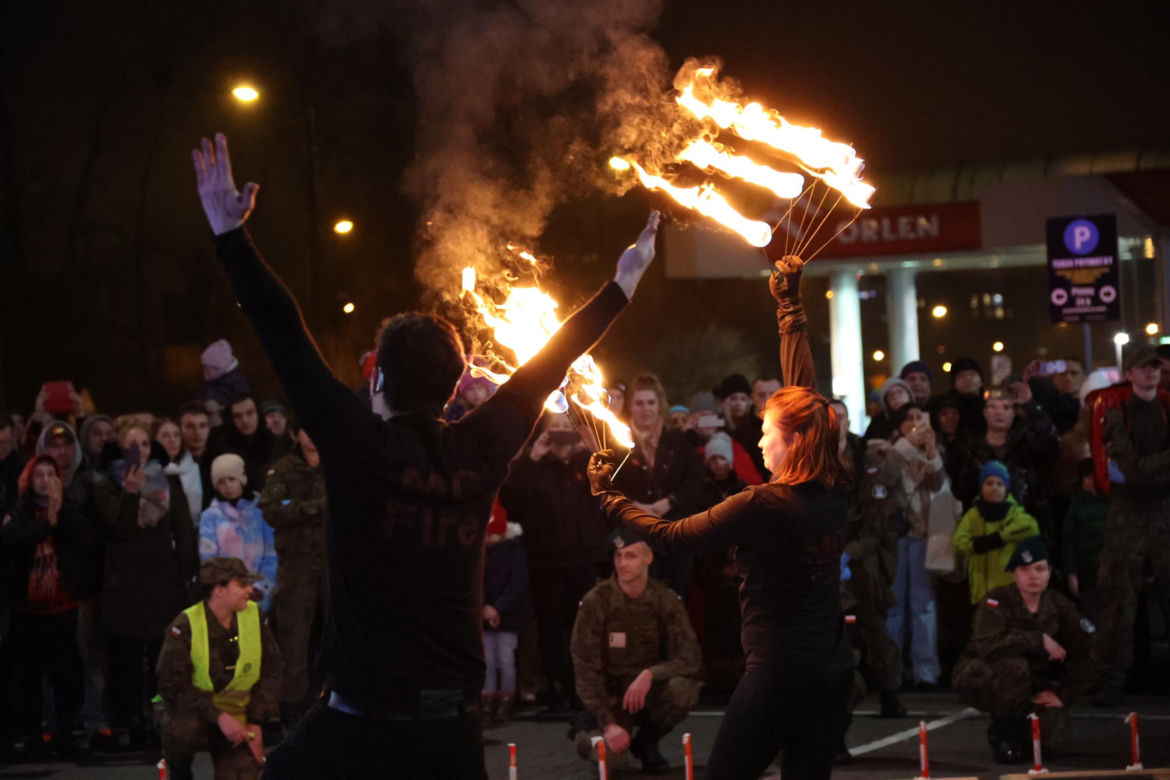 Światełko do nieba i ognisty pokaz. Tak Lublin zakończył granie dla Wielkiej Orkiestry Świątecznej Pomocy 2024!