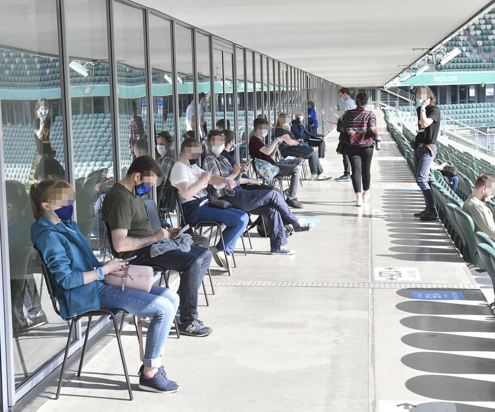 Ruszyły szczepienia na stadionie Legii