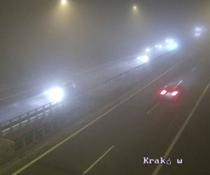 Potężna mgła na małopolskich drogach
