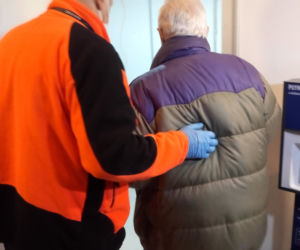PIerwszy senior na Śląsku zaszczepiony. To ponad 80-letni były żołnierz Armii Krajowej [ZDJĘCIA]