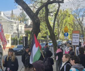 Protest pod ambasadą Izraela w Warszawie (30.04.2026)