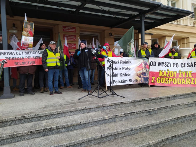 Protest rolników w Rzeszowie. „Będziemy tracić z roku na rok”