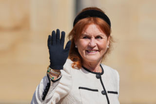 Upadła eks księżna już chce wrócić! Sarah Ferguson nie ma wstydu