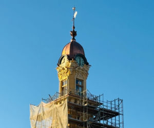 W Nowym Sączu zatrzymał się czas! Kiedy ruszy zegar na wieży ratuszowej?