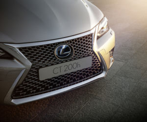 Lexus CT200h lifting 2018