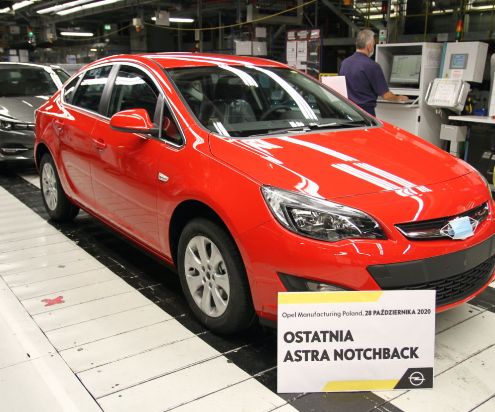 Ostatni Opel Astra Sedan - koniec produkcji w Gliwicach
