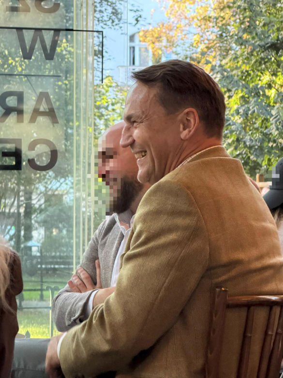 Sikorski i Makłowicz w krakowskim Bunkier Café