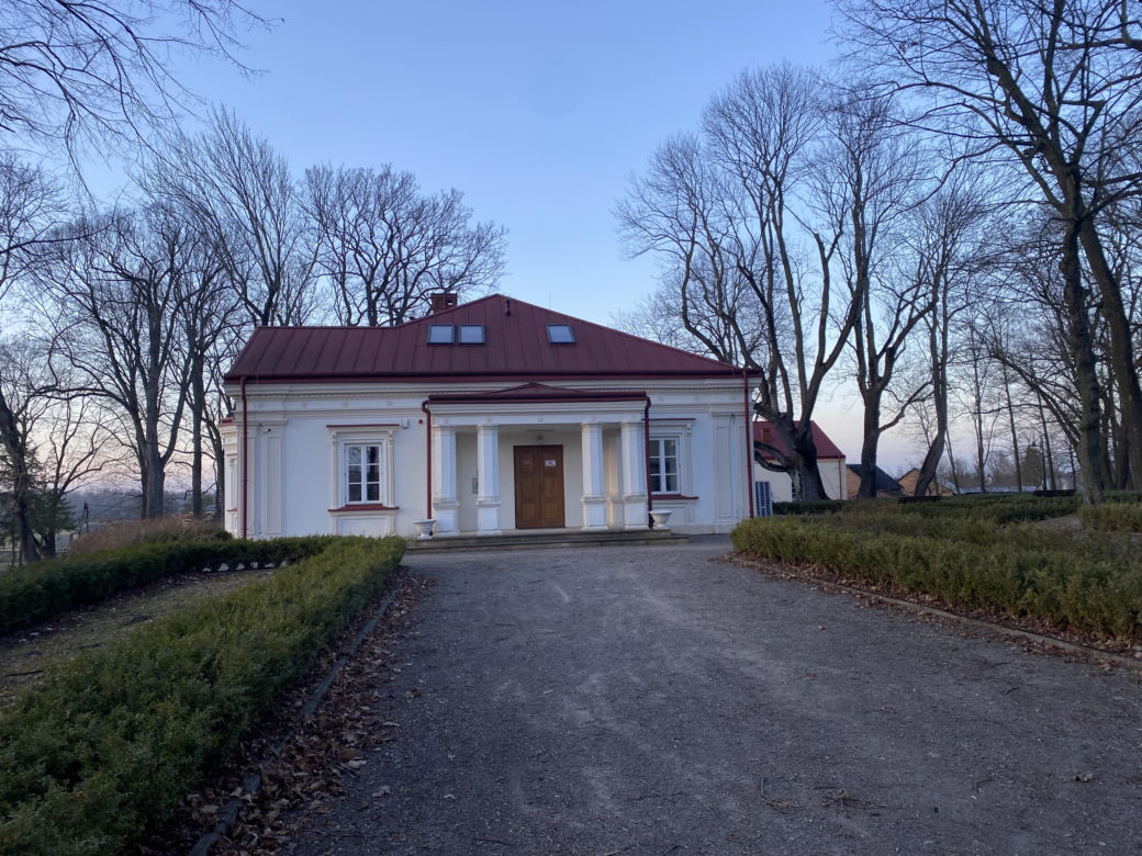 Dworek w Dzikowcu