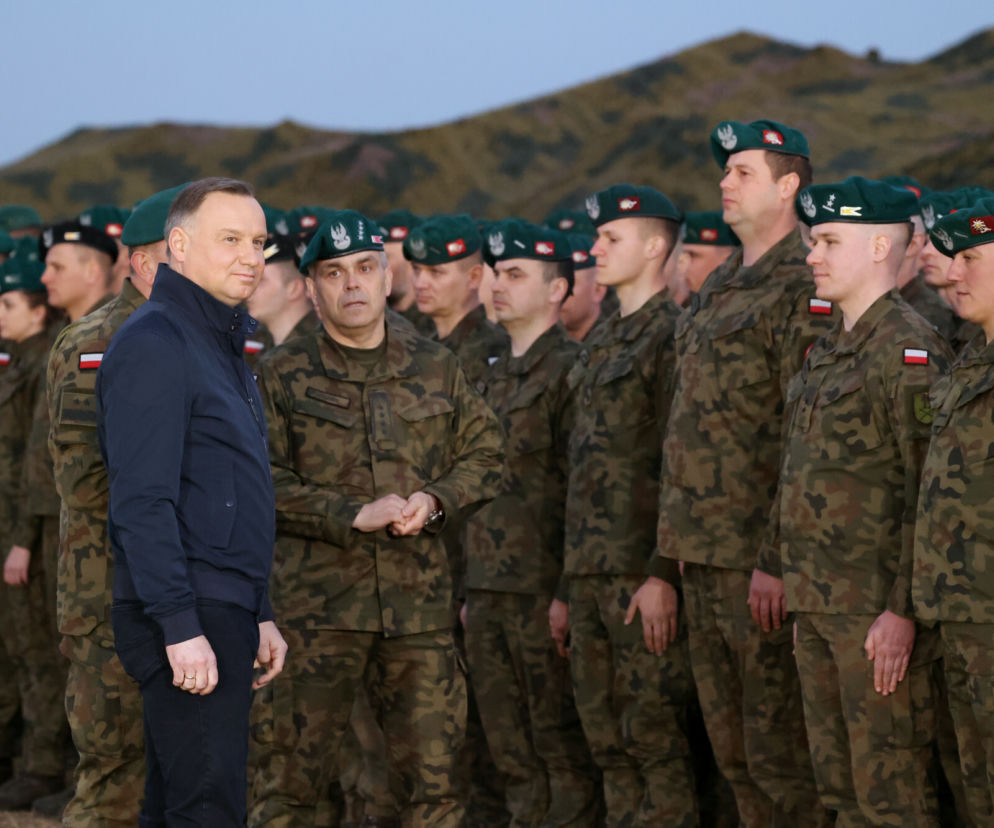 Prezydent Duda i żołnierze
