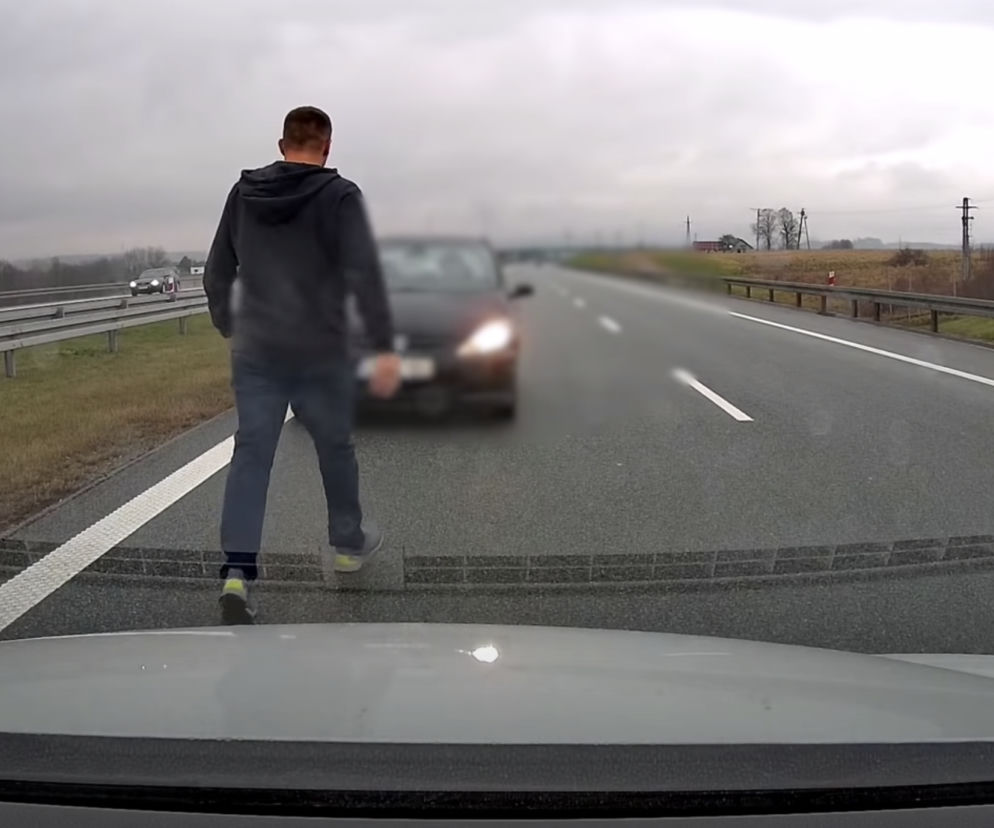 Senior jechał pod prąd ekspresówką