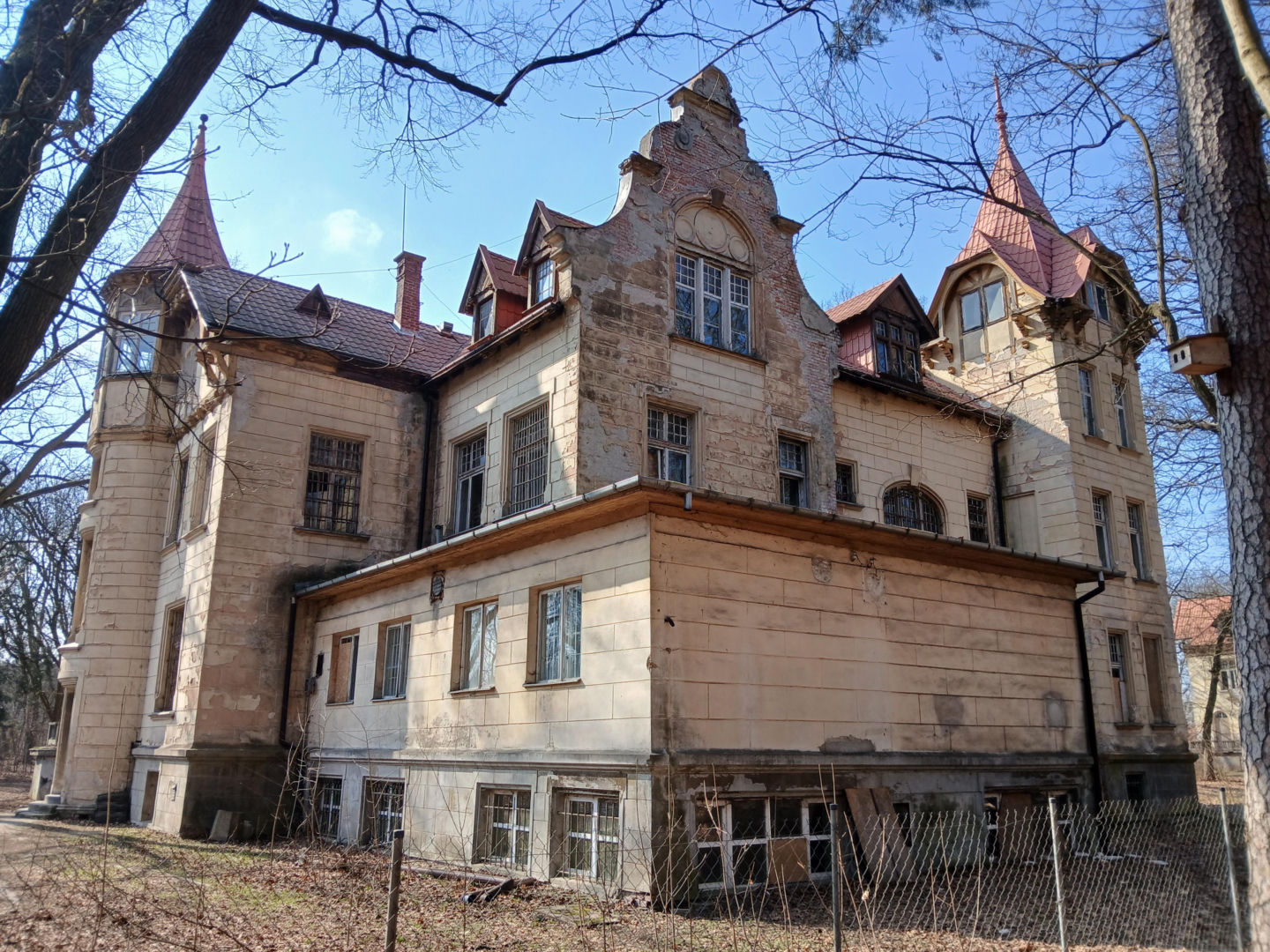 Willa Turczynek w Milanówku