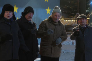 Ranczo 10 sezon odc. 130.  Pietrek (Piotr Pręgowski), Hadziuk (Bogdan Kalus), Solejuk (Sylwester Maciejewski), Stach Japycz (Franciszek Pieczka)