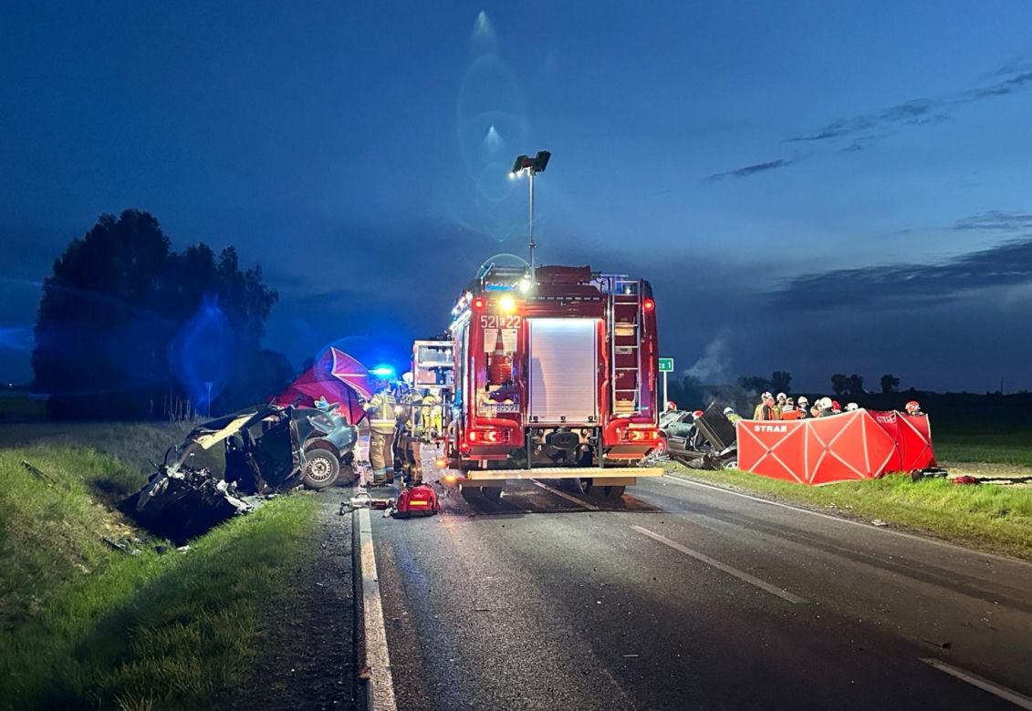 Tragiczny wypadek w Płociczu. Dwóch kierowców nie żyje