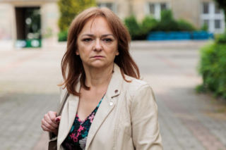 Na Wspólnej, odcinek 4276: Odważny eksperyment Teresy z erotycznymi gadżetami. Uczeń zaoferuje pomoc