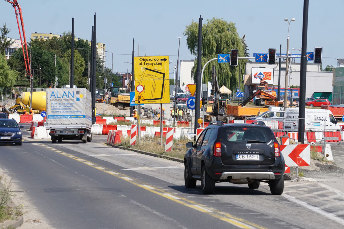 Trwa budowa nowych mostów Kazimierza Wielkiego w Bydgoszczy [ZDJĘCIA]