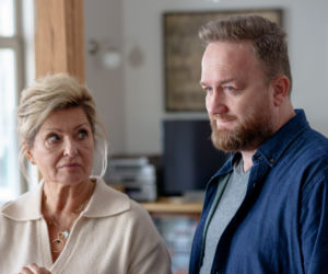 Przyjaciółki 19 sezon odc. 221. Paweł (Bartek Kasprzykowski), Maria (Ewa Kasprzyk)