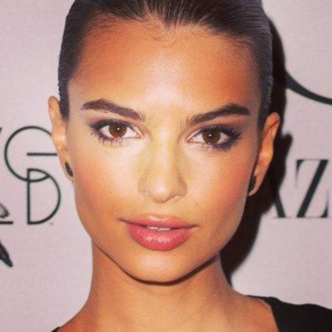 Emily Ratajkowski podbija Stany 