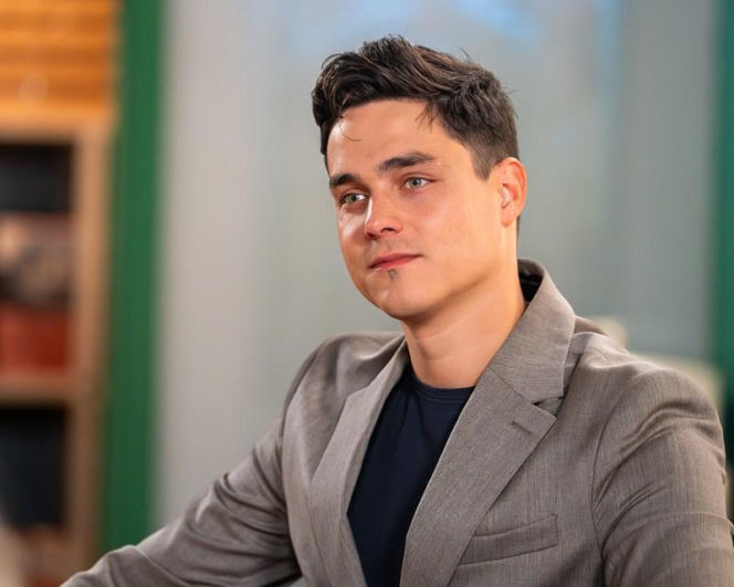 Pierwsza miłość: Jolka nie wytrzymuje presji i przy wszystkich wyznaje, że kocha Tomka