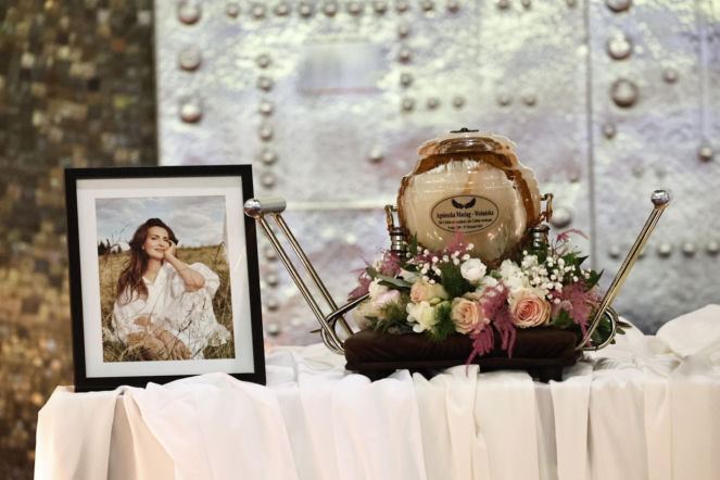 Na pogrzebie Agnieszki Maciąg zabrakło księdza. Poruszające sceny na ceremonii. Ratowałaś nam życie