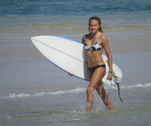 Surferka Blaze Roberts