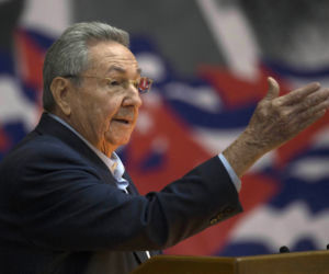 Raul Castro idzie na emeryturę. Zastąpi go prezydent Kuby Miguel Diaz-Canela? 