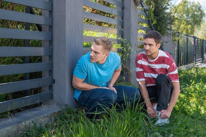 Pierwsza miłość, odcinek 4134. Biały (Igor Paszczyk), Filip (Dominik Smaruj)