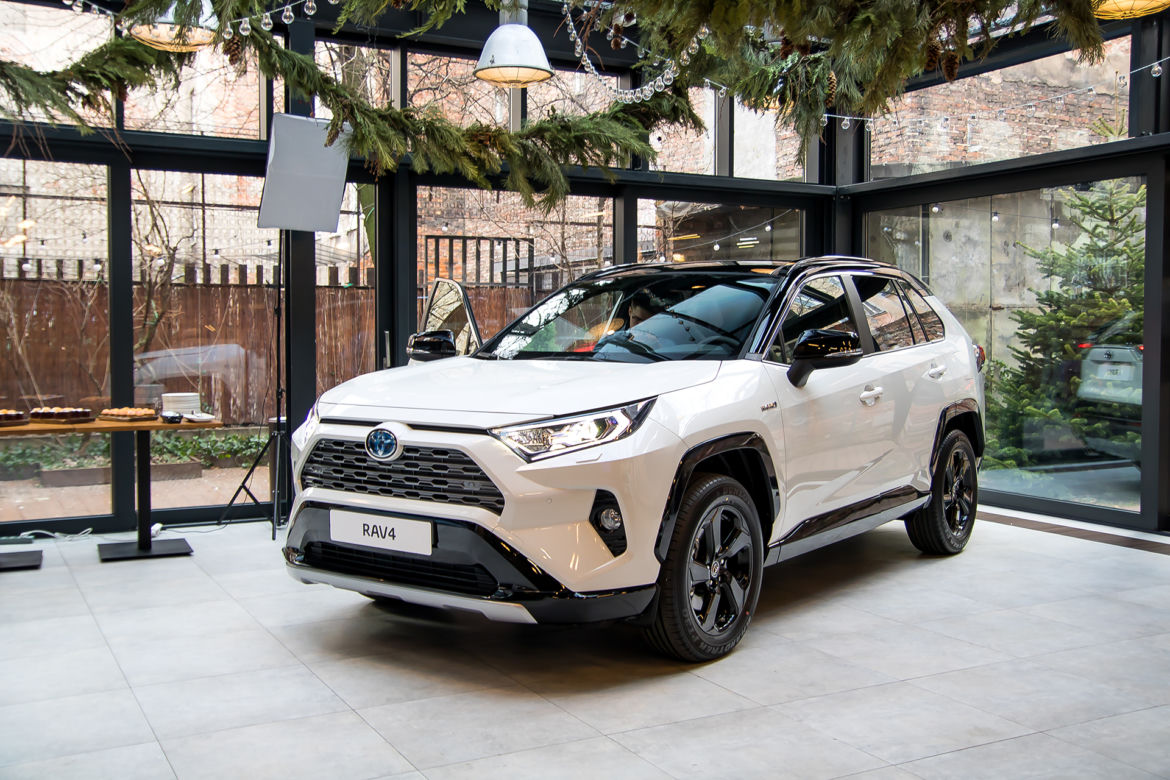 2019 Toyota RAV4 Hybrid - piąta generacja SUV-a