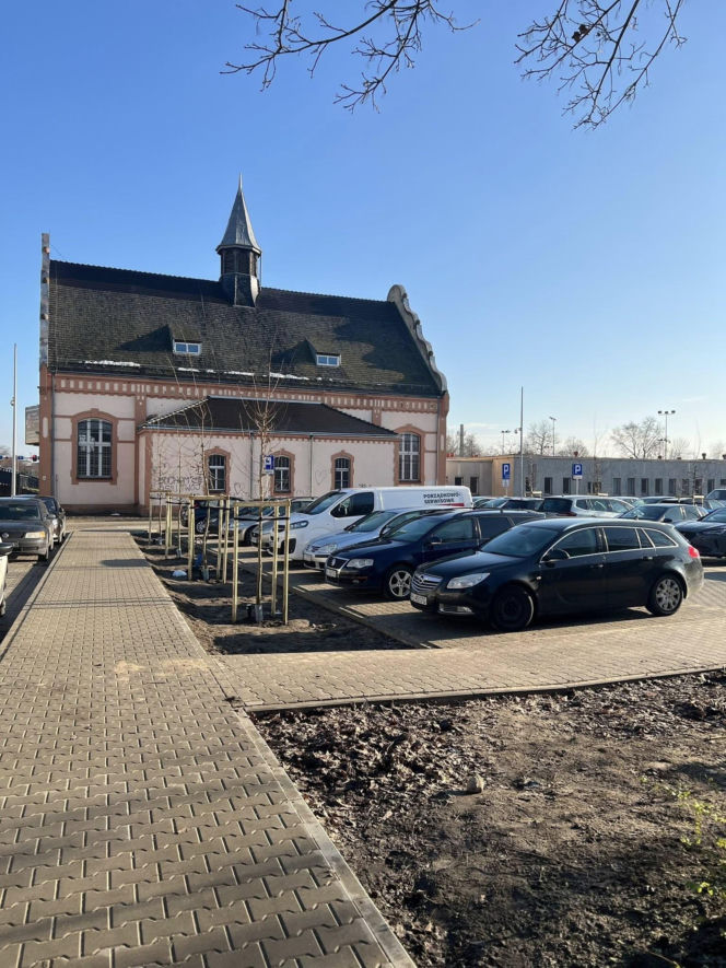 Parking przy Ćwiczni