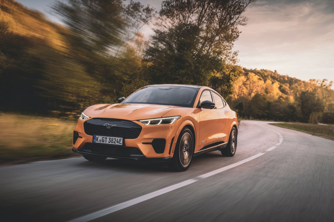 Ford Mustang Mach-E GT (Cyber Orange)