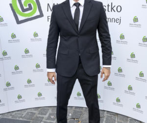 Maciej Musiał znów zaskakuje. To w tym roku przekazał na aukcję WOŚP. Będzie kolejny rekord?